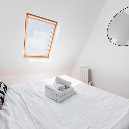 2 Pieces Refait A Neuf Dernier Etage - Paris 19 - 4P - Flat-Guest Apartment ภายนอก รูปภาพ