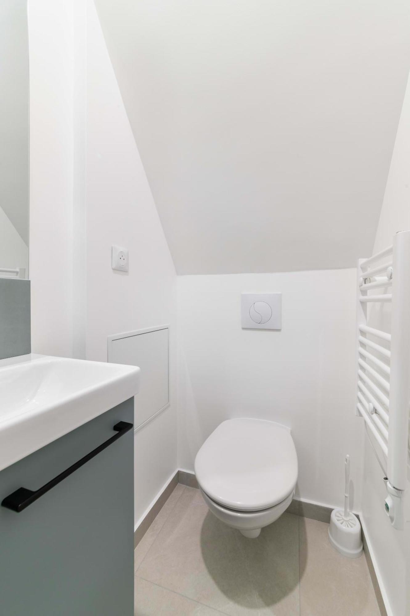 2 Pieces Refait A Neuf Dernier Etage - Paris 19 - 4P - Flat-Guest Apartment ภายนอก รูปภาพ