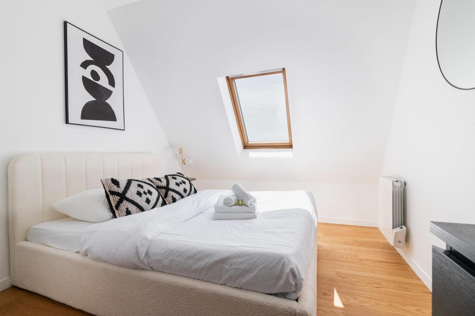 2 Pieces Refait A Neuf Dernier Etage - Paris 19 - 4P - Flat-Guest Apartment ภายนอก รูปภาพ