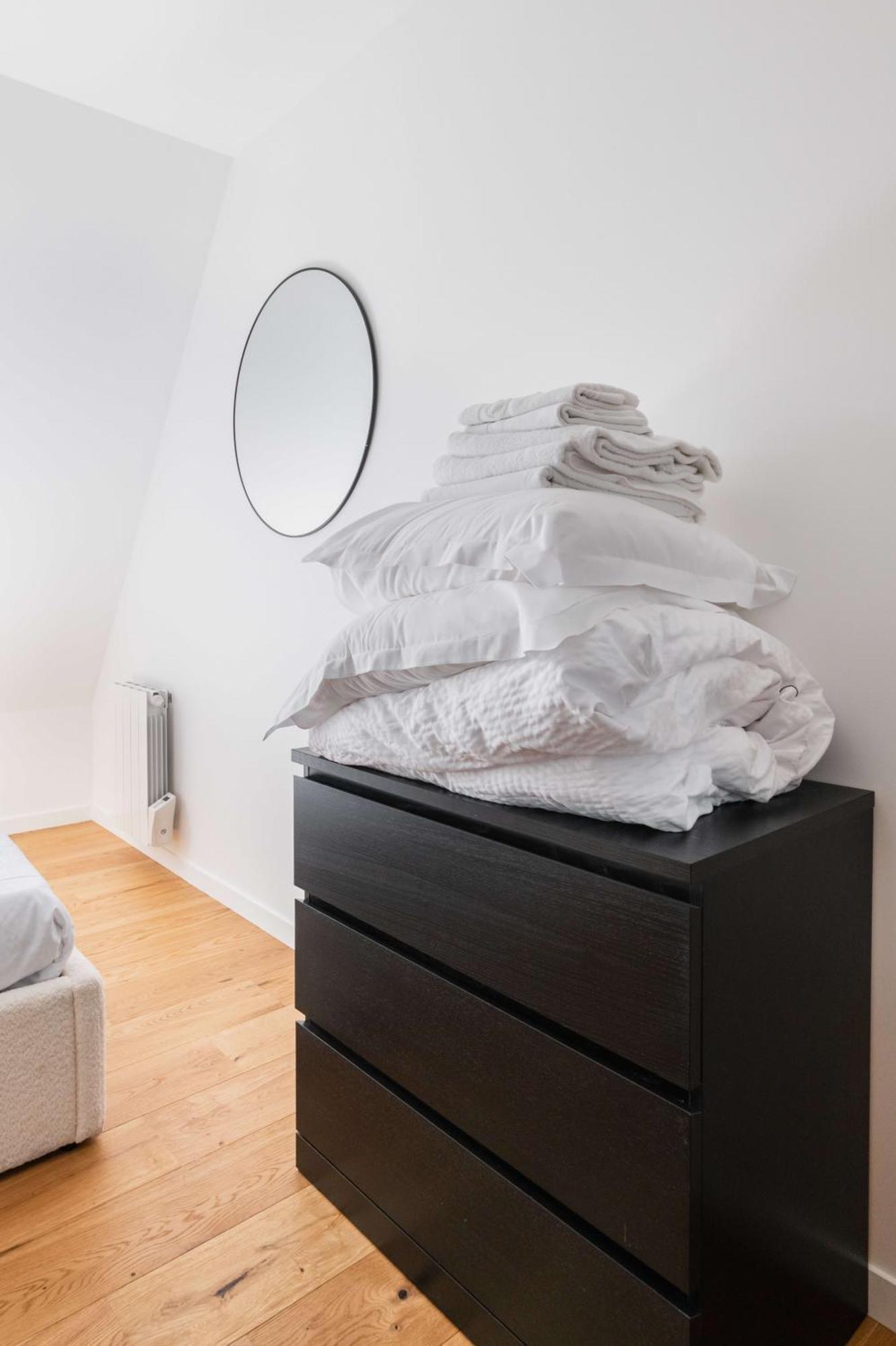 2 Pieces Refait A Neuf Dernier Etage - Paris 19 - 4P - Flat-Guest Apartment ภายนอก รูปภาพ