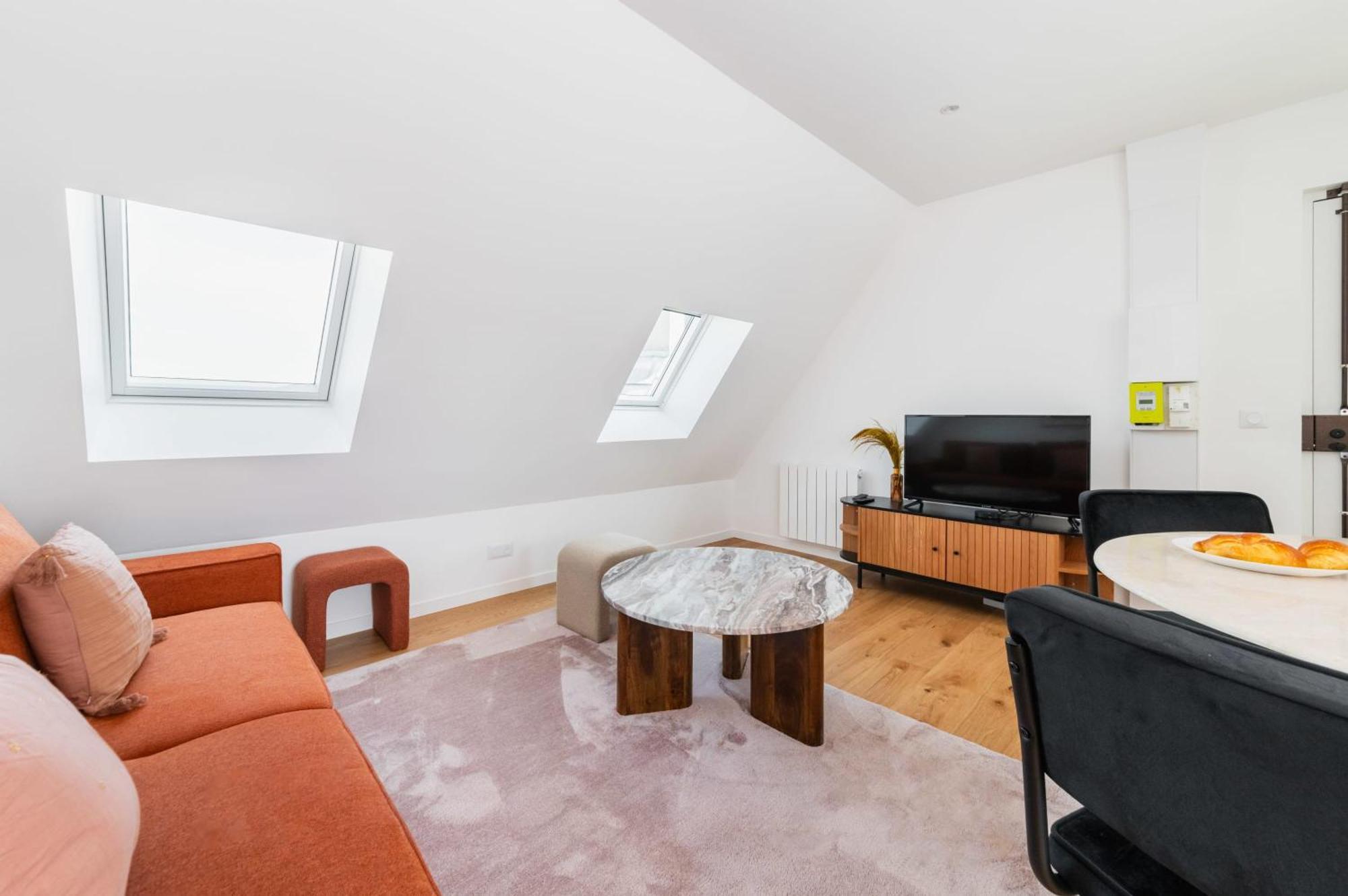 2 Pieces Refait A Neuf Dernier Etage - Paris 19 - 4P - Flat-Guest Apartment ภายนอก รูปภาพ